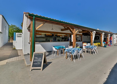 Camping Le Pont D'yeu, 3* - 54