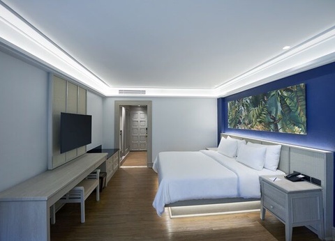 Combine Phuket & Khaolak: Club Coralia Beyond Resort Kata 4* & Kappa Club Graceland Khaolak 5* - 4