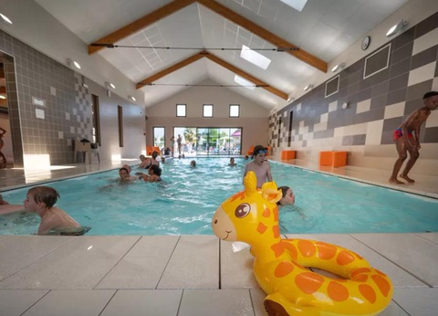 Flower Camping les Aubepines, 4* - 10