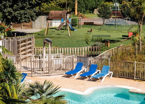 Camping Biper Gorri, 4* - 53