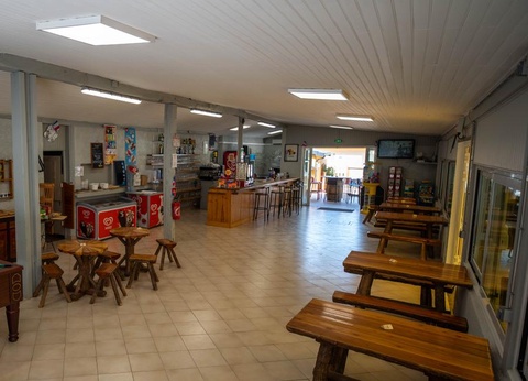 Camping des Grottes, 4* - 57