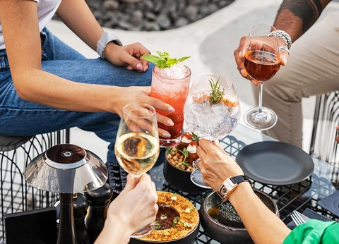 Camping Le Val de Cesse, 4* - 53