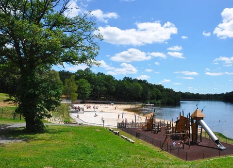 Flower Camping et Base de Loisirs de Rouffiac, 3* - 10