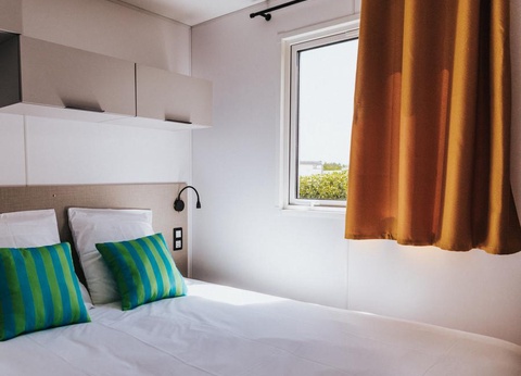 Camping du Port 4* - 83