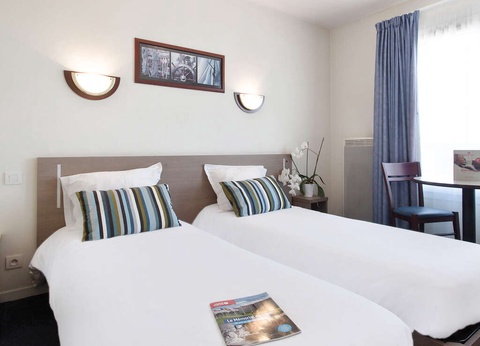 Séjour à deux pas des côtes Normandes à Caen - 3* - 4