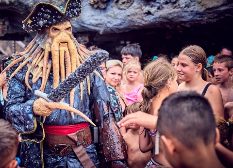 Pirates World Village-club Les Sables d'Or, 4* - 73