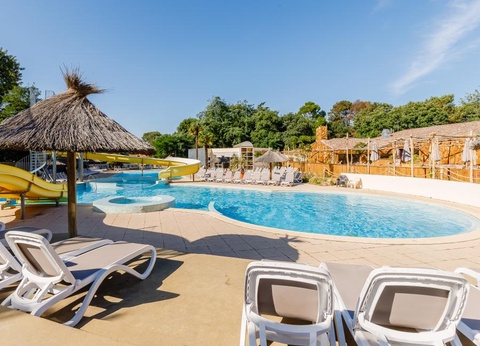 Flower Camping Au Bois des Biches, 4* - 16