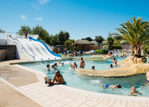 Camping Les Iles, 5* - 5
