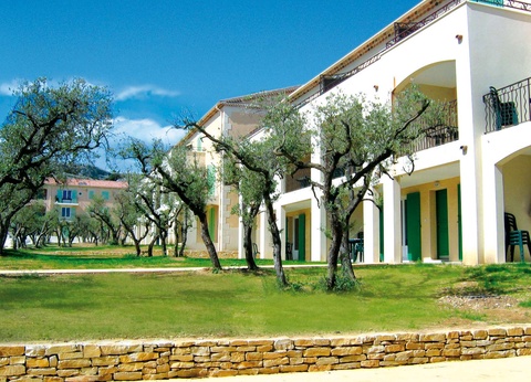 Résidence Lagrange Le Domaine de Bourgeac 3* - 2