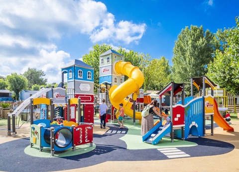 Camping Les Pirons 5* - 8