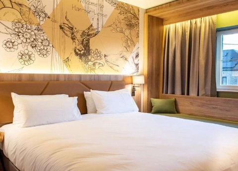 Un voyage au centre de la terre à la découverte de nombreux trésors géologiques... - 4* - 21