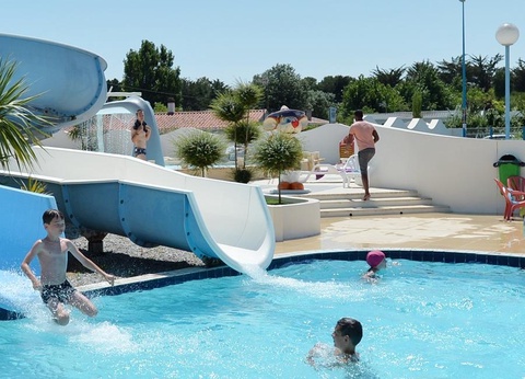 Camping Les Aventuriers de la Calypso, 4* - 11