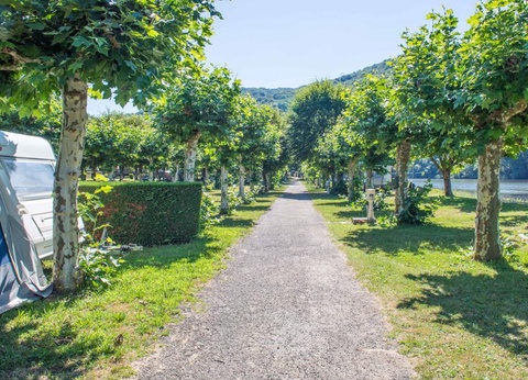 Camping Sea Green Château du Gibanel, 4* - 42