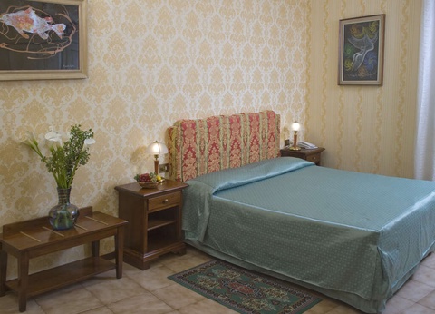 Nuit dans la célèbre ville de Florence - 3* - 13