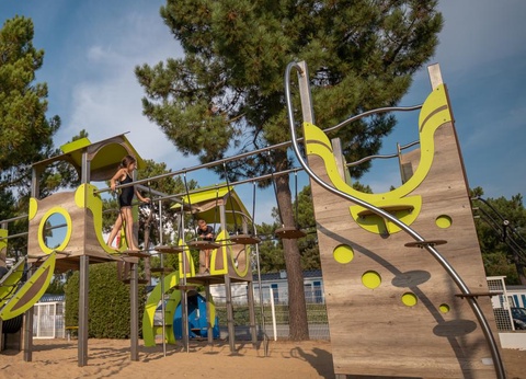 Camping Les Genêts, 5* - 57