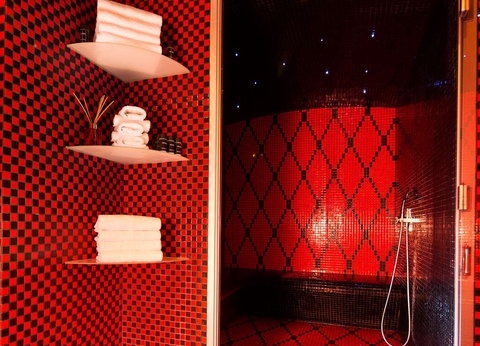 Partez en amoureux à la découverte de Paris en bateau ! - 4* - 2