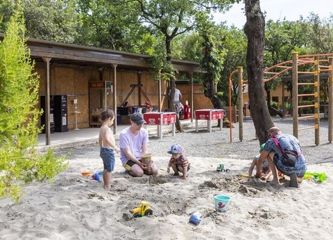 hu Montescudaio village, 3* - 40