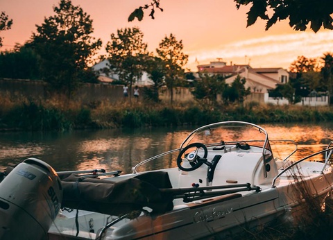 Camping Les Berges du Canal, 4* - 32