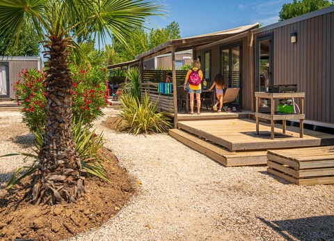 Camping Le Clos Virgile, 4* - 158