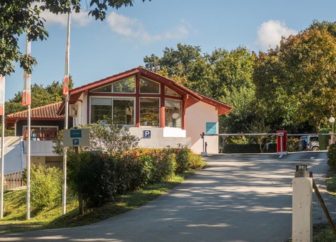 Camping Biper Gorri, 4* - 49