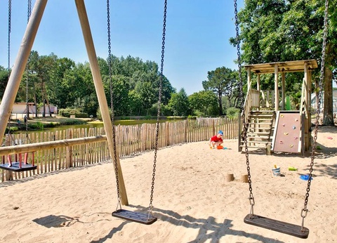 Camping Paradis la Bretonnière, 4* - 33