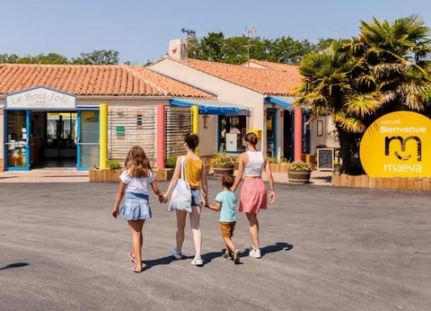 Camping maeva Escapades le Bois Joli, 4* - 16