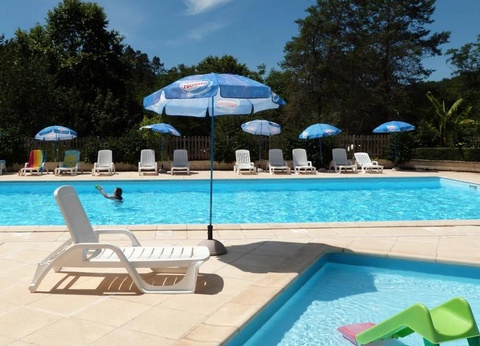 Camping La Castillonderie, 4* - 8
