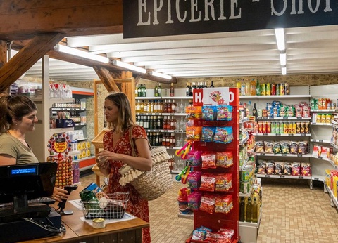 Camping Romanée - Les Grottes De Roffy 4* - 60