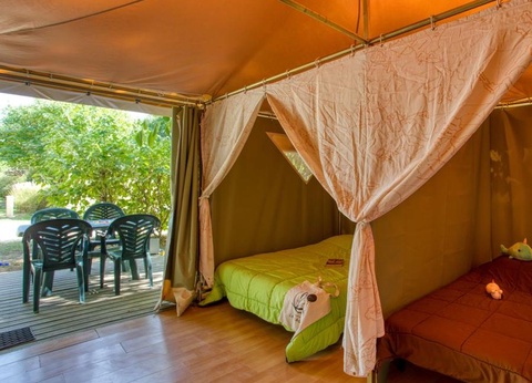 Flower Camping La Sagne 3* - 78