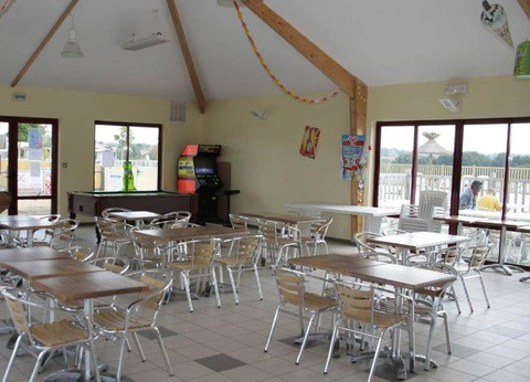 Camping La Riviera, 4* - 82