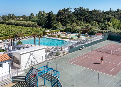 Camping Romanée - le Cormoran, 5* - 50