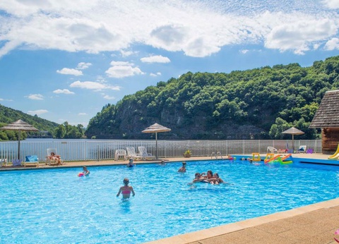 Camping Sea Green Château du Gibanel, 4* - 49