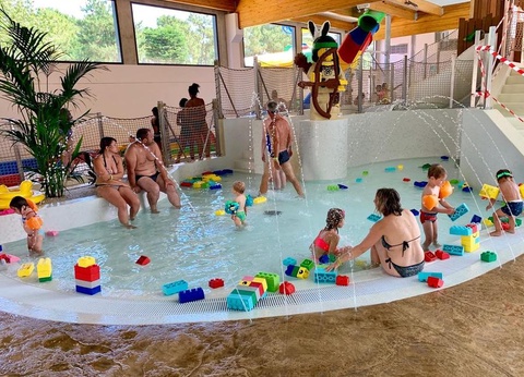 Camping Les Genêts, 5* - 39