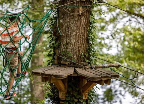 Flower Camping et Base de Loisirs de Rouffiac, 3* - 39