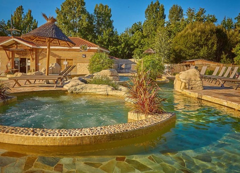 Camping Mayotte Vacances, 5* - 8