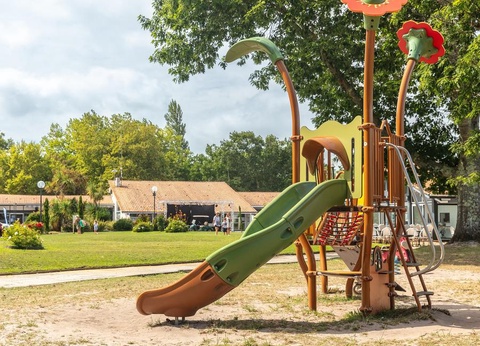 Camping Lou Broustaricq, 4* - 45