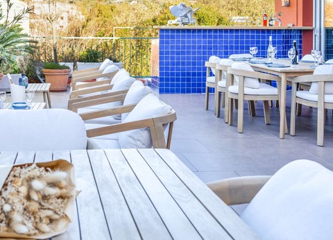 Weekend Romantique dans un village provençal aux portes de Cannes - 3* - 4