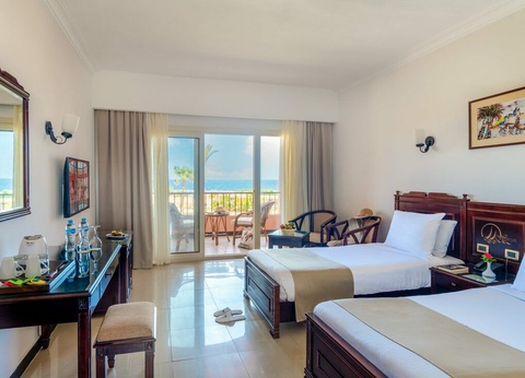 Hôtel Three Corners Happy Life Beach Resort 4* - 4