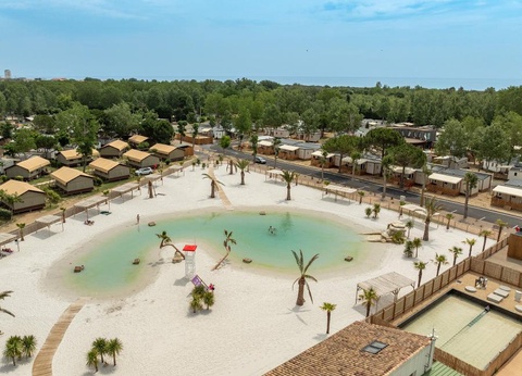 Camping Domaine de La Yole, 5* - 2