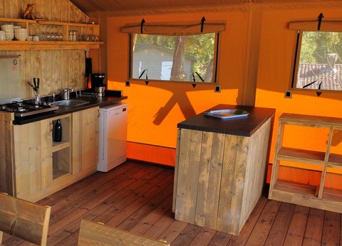 Camping Charlemagne, 4* - 69