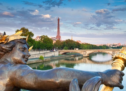 Partez en amoureux à la découverte de Paris en bateau ! - 4* - 22