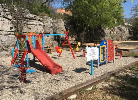 Camping Les Chênes verts, 3* - 13