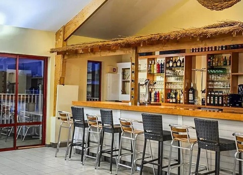 Camping La Riviera, 4* - 122