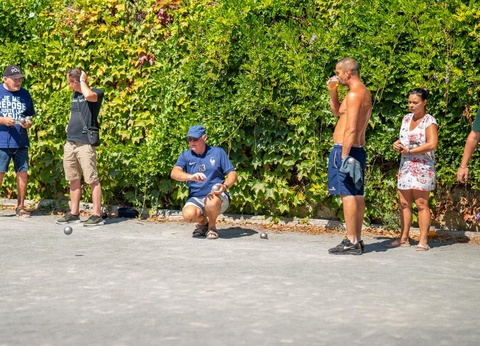 Camping L'Abri des Pins, 4* - 107