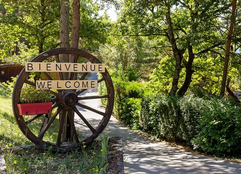 Camping Le Champ Long, 3* - 35