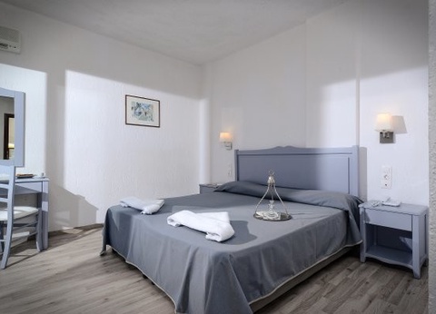 Circuit Trésors Crétois, logement à l'hôtel Hersonissos Village 4* - 16