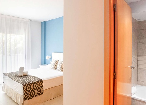 Séjour en famille dans un appartement avec des billets pour Ferrari Land et PortAventura Park - 28