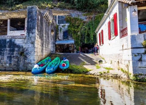 Camping D'auberoche, 3* - 11