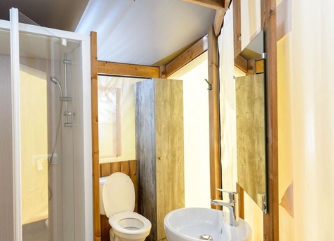 Flower Camping le Kergariou, 3* - 197