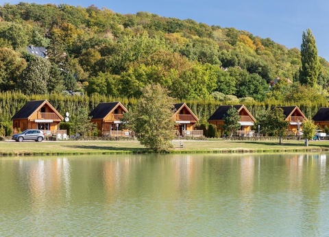 Camping La Croix du Vieux Pont, 5* - 33